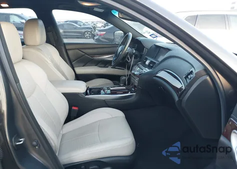 2013 Infiniti M37 z USA, uszkodzony, nr VIN JN1BY1AP4DM511425